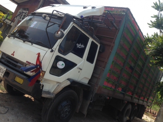 ขายรถไก่สิบล้อ 7.5 เมตร พร้อมกล่อง