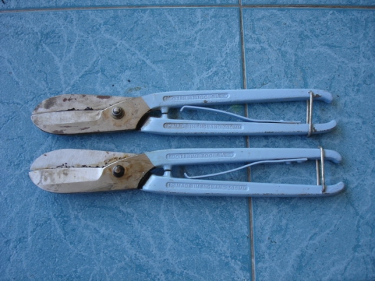 กรรไกรตัดโลหะ ขนาด 12 นิ้ว made in England