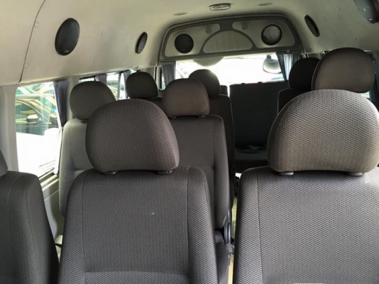 TOYOTA COMMUTER 2.5 ดีเซล 08