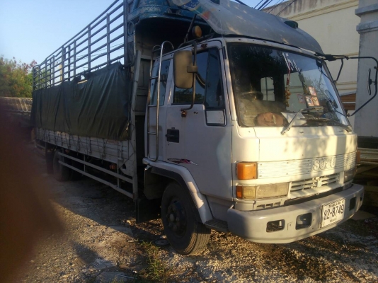 หกล้อใหญ่ อีซูศุ ร็อค195แรง สภาพพร้อมวิ่งงาน เล่มทะเบียนพร้อมโอน