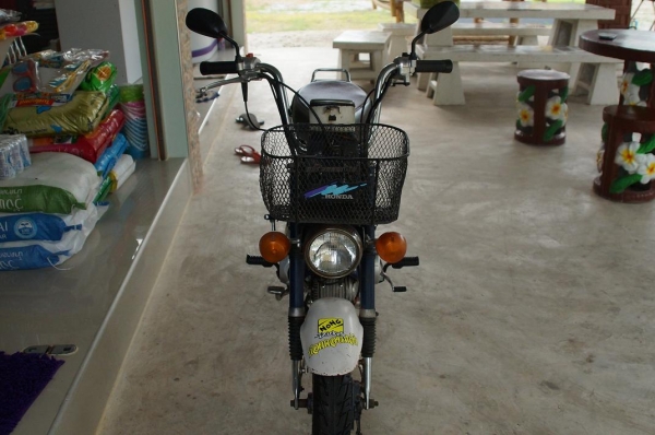 ขาย HONDA ชาลี วางเครื่อง LIFAN 110 CC สตาทร์มือ ไดร์ล้าง