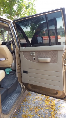 ขายดาวน์ APV 7 ที่นั้่ง lpg at top ชุดแต่งตัวนอก(ญี่ปุ่น)