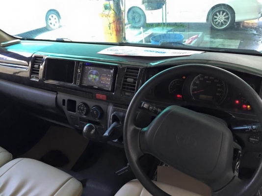 TOYOTA COMMUTER 2.7 CNG ปี10