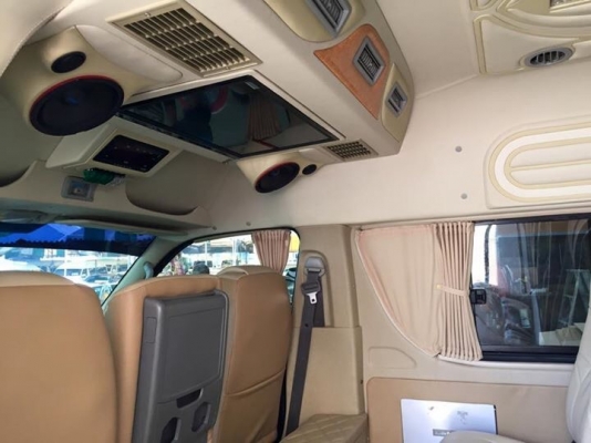 TOYOTA COMMUTER 2.7 CNG ปี10