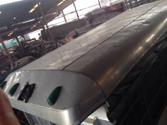 ขายกระบะ รถ 6 ล้อ ยาว 4.10 เมตร กว้าง 2.10 เมตร คานกว้าง 70 ซ.ม.