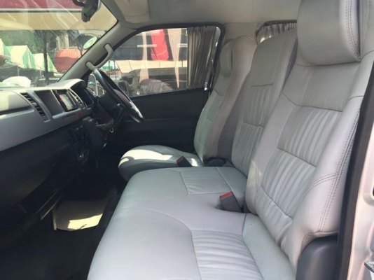 TOYOTA COMMUTER 2.5 ปี07 ดีเซล