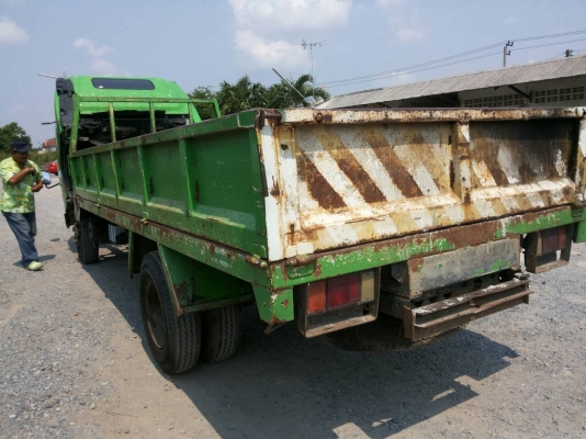 อีซูซุ NPR 66