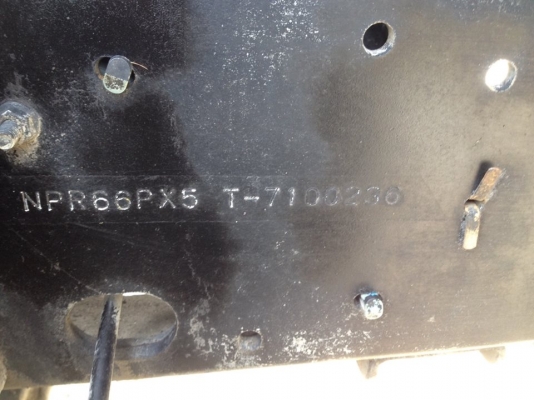 อีซูซุ NPR 66