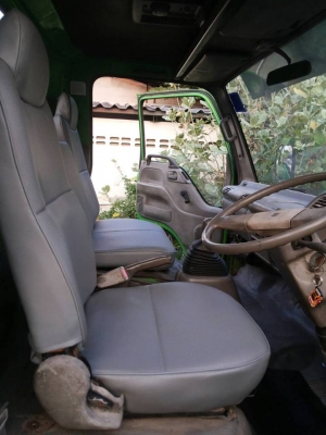 อีซูซุ NPR 66