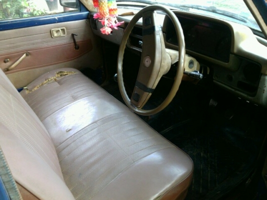 Toyota RN30 ม้ากระโดดช่วงสั้น Toyota RN30 ม้ากระโดดช่วงสั้น