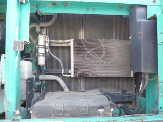 Kobelco SK200-8-YN11-48620-YR2007 ใบแทร็ค 700 มม สวยและขายถูกครับ