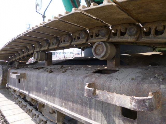 Kobelco SK200-8-YN11-48620-YR2007 ใบแทร็ค 700 มม สวยและขายถูกครับ