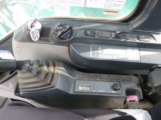 Kobelco SK200-8-YN11-48620-YR2007 ใบแทร็ค 700 มม สวยและขายถูกครับ