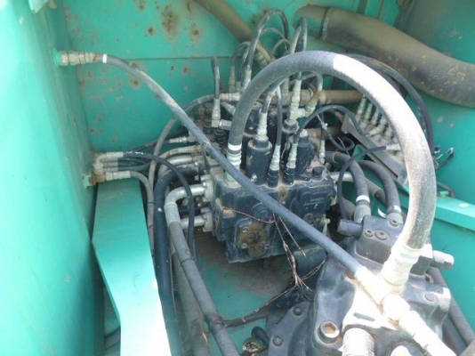 Kobelco SK200-8-YN11-48620-YR2007 ใบแทร็ค 700 มม สวยและขายถูกครับ