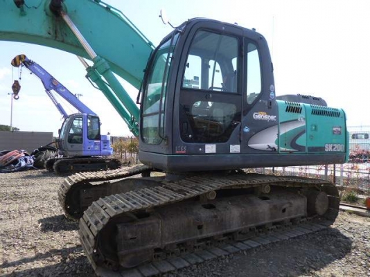 Kobelco SK200-8-YN11-48620-YR2007 ใบแทร็ค 700 มม สวยและขายถูกครับ
