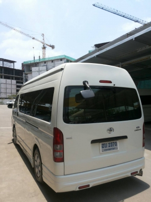 ขาย toyota commuter 2009  cng,vip 0837855268 เจ๋ง