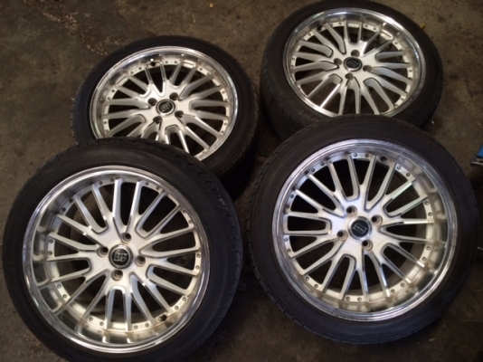 ขายแม็กขอบ 17 นิ้ว 4 รู 100  ยาง 205/45 r 17   สภาพดี หน้า 8 หลัง 9 นิ้ว