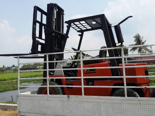 รถฟอร์คลิฟต์ โคมัสสุ รุ่น fd25-7