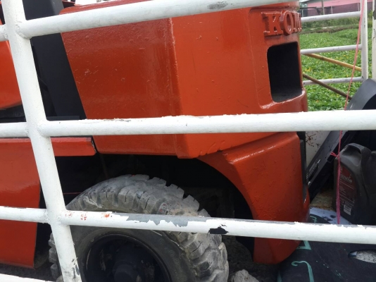 รถฟอร์คลิฟต์ โคมัสสุ รุ่น fd25-7