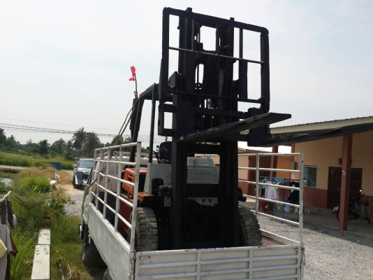 รถฟอร์คลิฟต์ โคมัสสุ รุ่น fd25-7