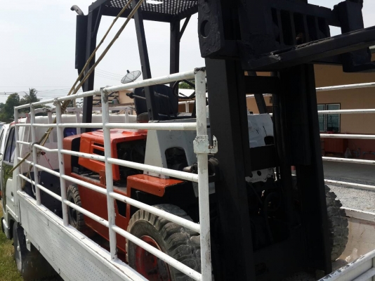 รถฟอร์คลิฟต์ โคมัสสุ รุ่น fd25-7