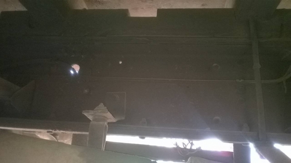 ขายรถล่อง 10 ล้อ เพลาเดียว KT925 วางหัว F18 เครื่อง EH700 168 แรงม้า คัสซีสวยตลอดเส้น พวงมาลัยพาวเวอร์ ทะเบียนพร้อมโอนครับ