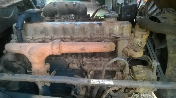 ขายรถล่อง 10 ล้อ เพลาเดียว KT925 วางหัว F18 เครื่อง EH700 168 แรงม้า คัสซีสวยตลอดเส้น พวงมาลัยพาวเวอร์ ทะเบียนพร้อมโอนครับ