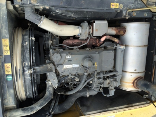 Sumitomo SH200-5 ปี 2010 อยากขายตัดในราคาถูกมาก รบกวนโทรสอบถามนะครับ