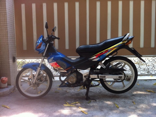ขออนุญาติขาย Honda Sonic 125cc. รุ่น Top ล้อแม็ก โอนให้ฟรีครบหมดครับ