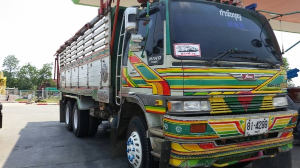 ขายรถพ่วง HINO FM 2K เครื่อง 344  สภาพสวย พร้อมใช้งาน ภายในสวยมีแอร์ มีลำโพงลากลูก
