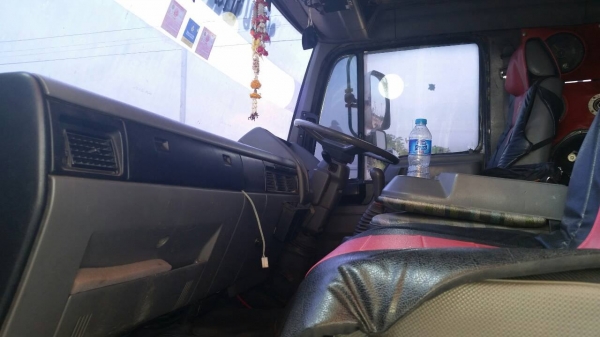 ขายรถพ่วง HINO FM 2K เครื่อง 344 สภาพสวย พร้อมใช้งาน ภายในสวยมีแอร์ มีลำโพงลากลูก ขายรถพ่วง HINO FM 2K เครื่อง 344 สภาพสวย พร้อมใช้งาน ภายในสวยมีแอร์ มีลำโพงลากลูก