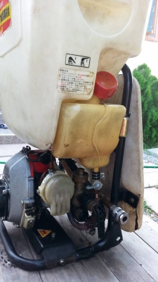 เครื่องพ่นยาสะพายบ่า MITSUBISHI T130 เครื่องพ่นยาสะพายบ่า MITSUBISHI T130