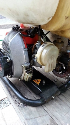 เครื่องพ่นยาสะพายบ่า MITSUBISHI T130 เครื่องพ่นยาสะพายบ่า MITSUBISHI T130