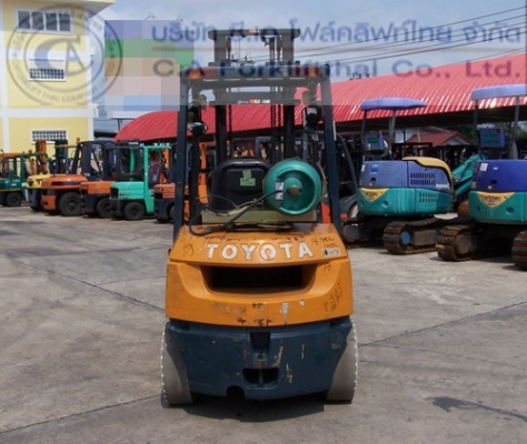 ขายรถ โฟล์คลิฟท์ TOYOTA รุ่น 7-FG30
