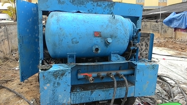 ขายถูกเครื่องลม Airman pds655