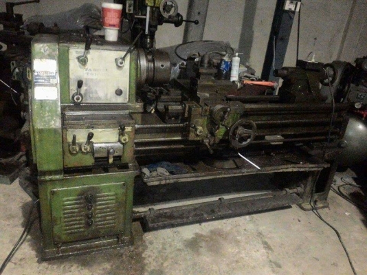 เครื่องกลึง 6 ฟุต TASHING TS1000B เกียร์บล็อค 3 เพลา พร้อมมีเบรค เดิมๆสภาพดีสมบูรณ์อยู่แล้ว เสียงเงียบแน่น พร้อมใช้งาน