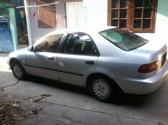 HONDA CIVIC 4Dr ปี 1992 เกียร์ AUTO HONDA CIVIC 4Dr ปี 1992 เกียร์ AUTO