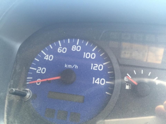 10 ล้อ 2 เพลา 260 แรง ปี 2548 มีระบบลาก เดิมๆบาง ฝาข้างดั้มไม่ค่อยสวย ยางดี เล่มพร้อมโอน