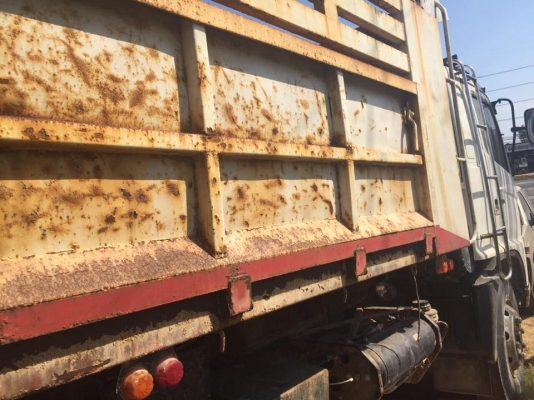 10 ล้อ 2 เพลา 260 แรง ปี 2548 มีระบบลาก เดิมๆบาง ฝาข้างดั้มไม่ค่อยสวย ยางดี เล่มพร้อมโอน