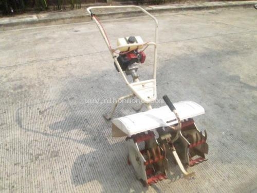 เครื่องกำจัดวัชพืชในร่องข้าว  MARUYAMA   MKC-304   รหัสสินค้า : 80802480 หรือเพิ่มเติมไดที่ www.nihonmono.com