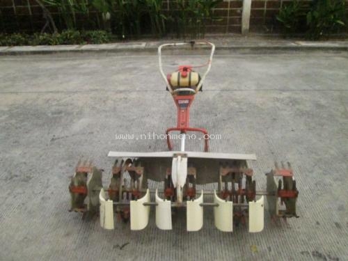 เครื่องกำจัดวัชพืชในร่องข้าว   MARUYAMA   MA3    รหัสสินค้า : 80802484  หรือเพิ่มเติมไดที่ www.nihonmono.com