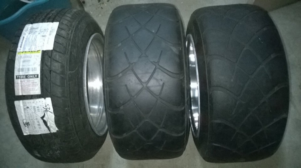 ขายล้อ/เบาะหลังแข็ง