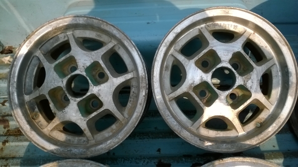 ขายล้อ13*6 4/114 =3500 บาท 0962085202 ครับ