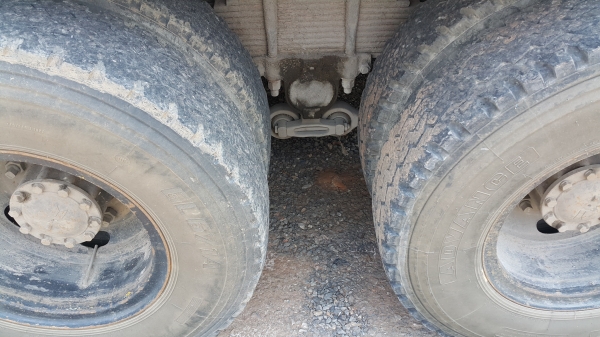 ขายรถพ่วง 18 ล้อ 2 เพลา แม่.ลูก กระบะเหล็กดั้ม ISUZU 240 รถพร้อมใช้ ราคาย้อมๆแค่.1250000 ต่อรอง สนใจโทรจองด่วน