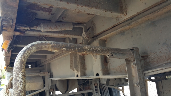 ขายรถพ่วง 18 ล้อ 2 เพลา แม่.ลูก กระบะเหล็กดั้ม ISUZU 240 รถพร้อมใช้ ราคาย้อมๆแค่.1250000 ต่อรอง สนใจโทรจองด่วน