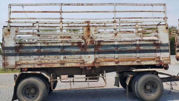 ขายรถพ่วง 18 ล้อ 2 เพลา แม่.ลูก กระบะเหล็กดั้ม ISUZU 240 รถพร้อมใช้ ราคาย้อมๆแค่.1250000 ต่อรอง สนใจโทรจองด่วน