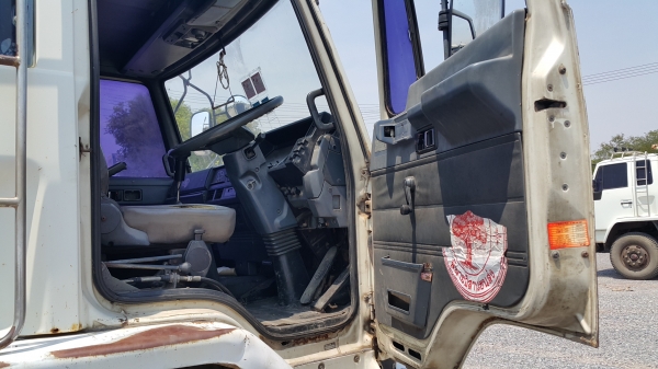 ขายรถพ่วง 18 ล้อ 2 เพลา แม่.ลูก กระบะเหล็กดั้ม ISUZU 240 รถพร้อมใช้ ราคาย้อมๆแค่.1250000 ต่อรอง สนใจโทรจองด่วน