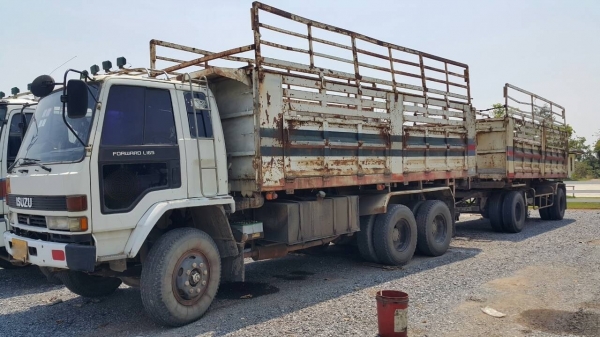 ขายรถพ่วง 18 ล้อ 2 เพลา แม่.ลูก กระบะเหล็กดั้ม ISUZU 240 รถพร้อมใช้ ราคาย้อมๆแค่.1250000 ต่อรอง สนใจโทรจองด่วน