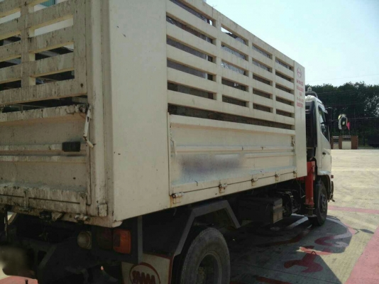 รถฮีโน่ 6 ล้อดั้ม FC9J 175 แรงม้า. ปี 55  ( ติดเครน 3 ตัน. )  ( รถวิ่ง 32,xxx กม. )   สนใจติดต่อ 081 - 6079515