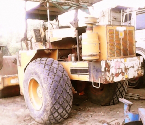 INGERSOLL RAND SP-56 รถบดสั่นสะเทือนเพลาเดียว รถสภาพดีเดิมๆดีพร้อมใช้งานได้เลยครับ เอวสลักแน่นดีไม่มีหลวม เครื่องยนต์เดิมปั๊มเดิมทำงานได้คล่องแคล่วสุดๆ ระบบควบคุมไฮดรอลิกส์ใช้งานได้ดีทุกชิ้นครับไม่มีปัญหา ช่วงล่างแน่น ยางสภาพดีประมาณ 65\% พร้อมใช้งาน เอกสา INGERSOLL RAND SP-56 รถบดสั่นสะเทือนเพลาเดียว รถสภาพดีเดิมๆดีพร้อมใช้งานได้เลยครับ เอวสลักแน่นดีไม่มีหลวม เครื่องยนต์เดิมปั๊มเดิมทำงานได้คล่องแคล่วสุดๆ ระบบควบคุมไฮดรอลิกส์ใช้งานได้ดีทุกชิ้นครับไม่มีปัญหา ช่วงล่างแน่น ยางสภาพดีประมาณ 65\% พร้อมใช้งาน เอกสา